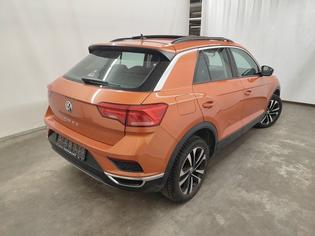 Volkswagen T-Roc 1.5 TSI IQ.Drive 5d photo