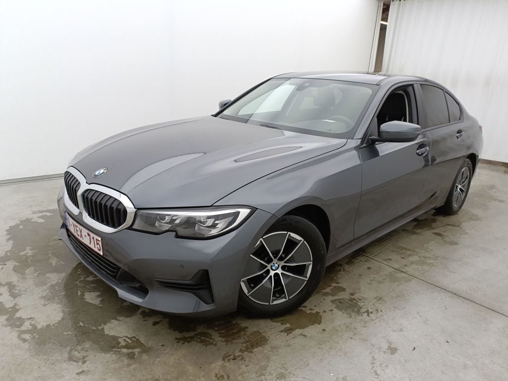 BMW 3 Reeks Berline 318dA (100 kW) 4d photo