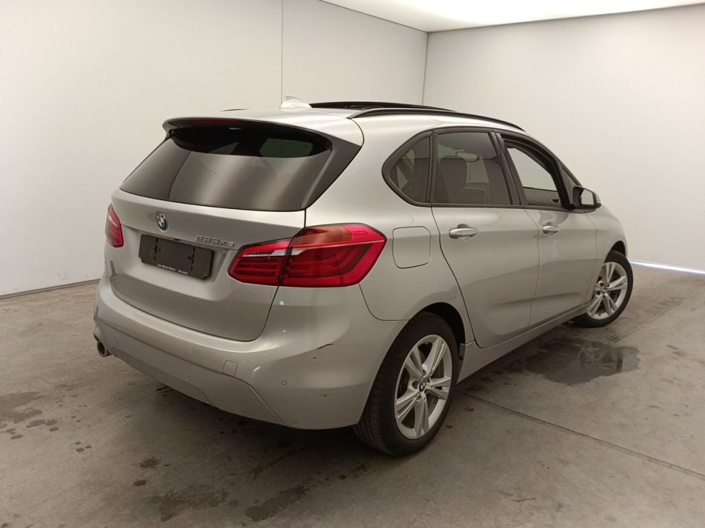 BMW 2 Reeks Active Tourer 225xe 5d photo