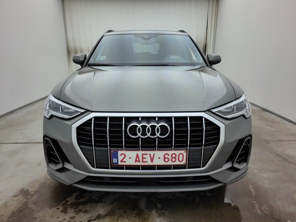 Audi Q3 35 TDI S tronic S line Business Edition 5d