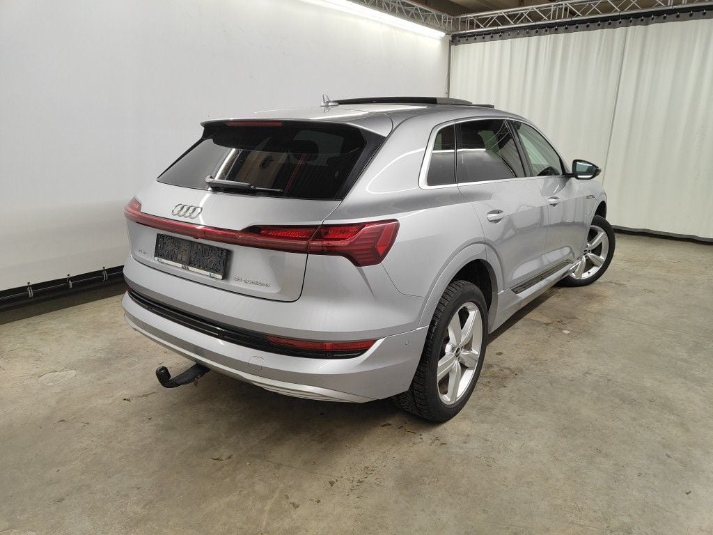 Audi E-Tron 55 Quattro Advanced 5d photo