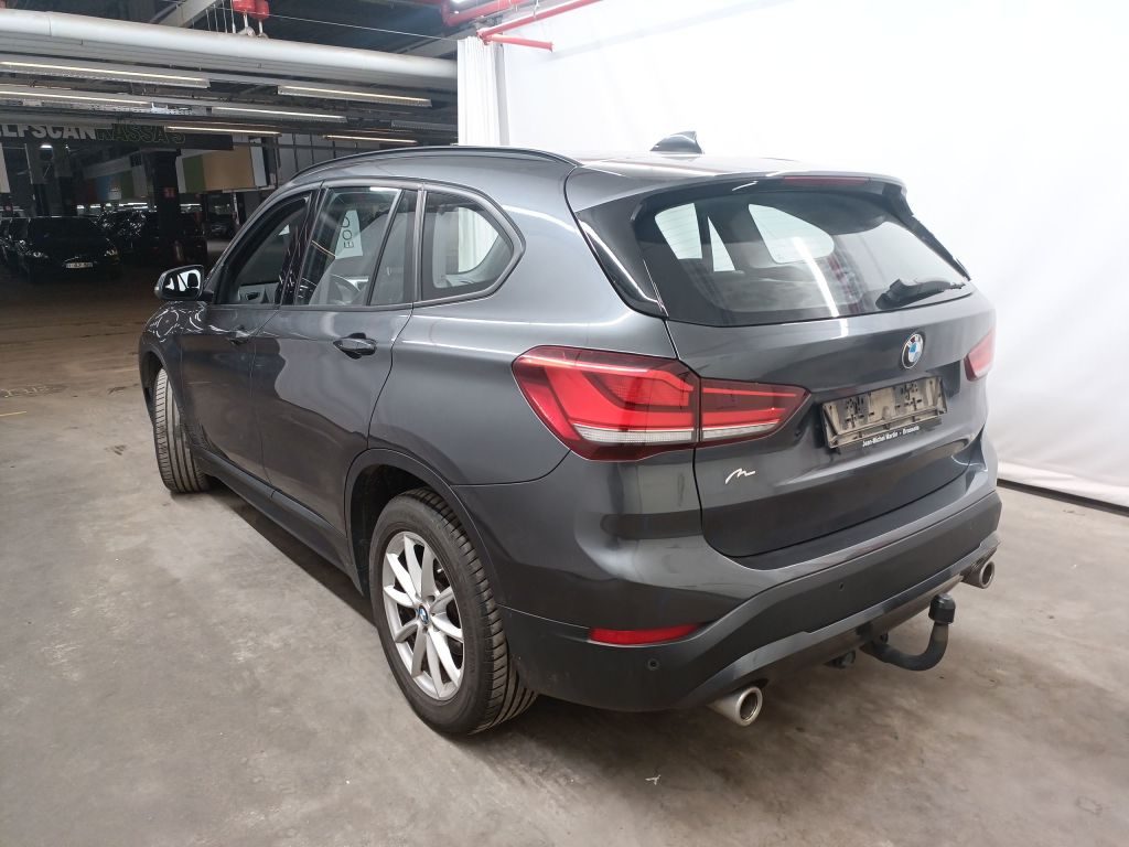 BMW X1 sDrive18d (100 kW) 5d photo