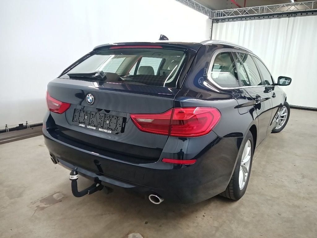 BMW 5 Reeks Touring 520i Aut. (120 kW) 5d photo