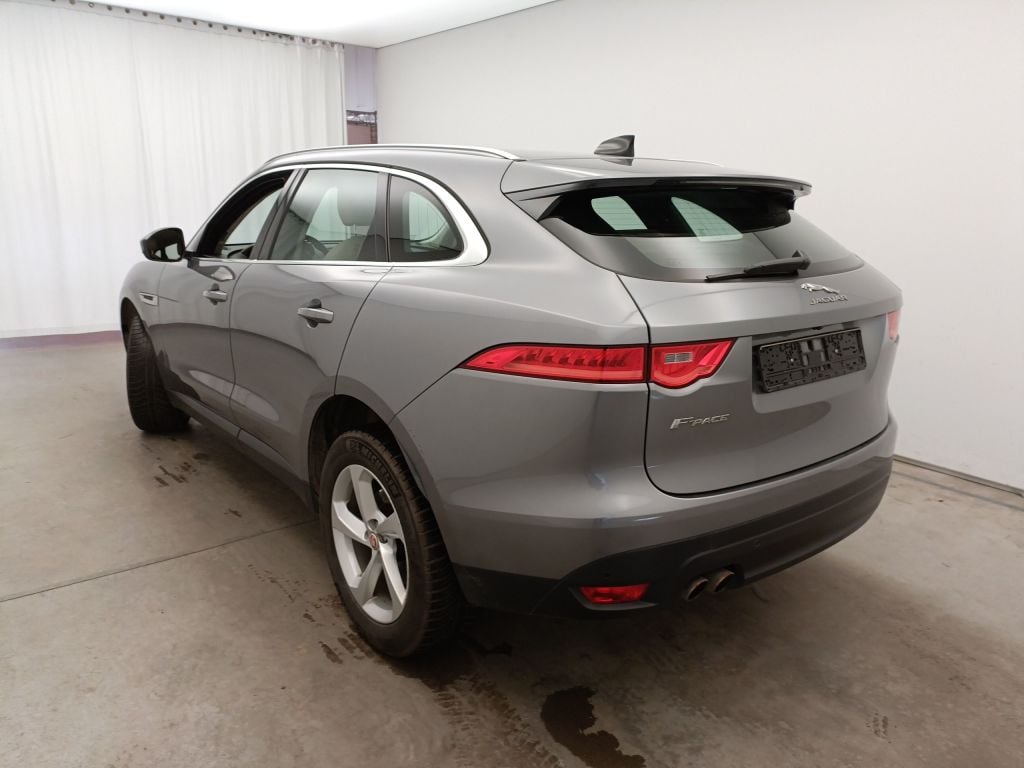 JAGUAR F-PACE DIESEL 2.0 D 180 Prestige (EU6.2) 5d Automatic photo