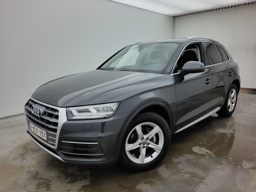 Audi Q5 Business Edition Sport 30 TDI 5d photo