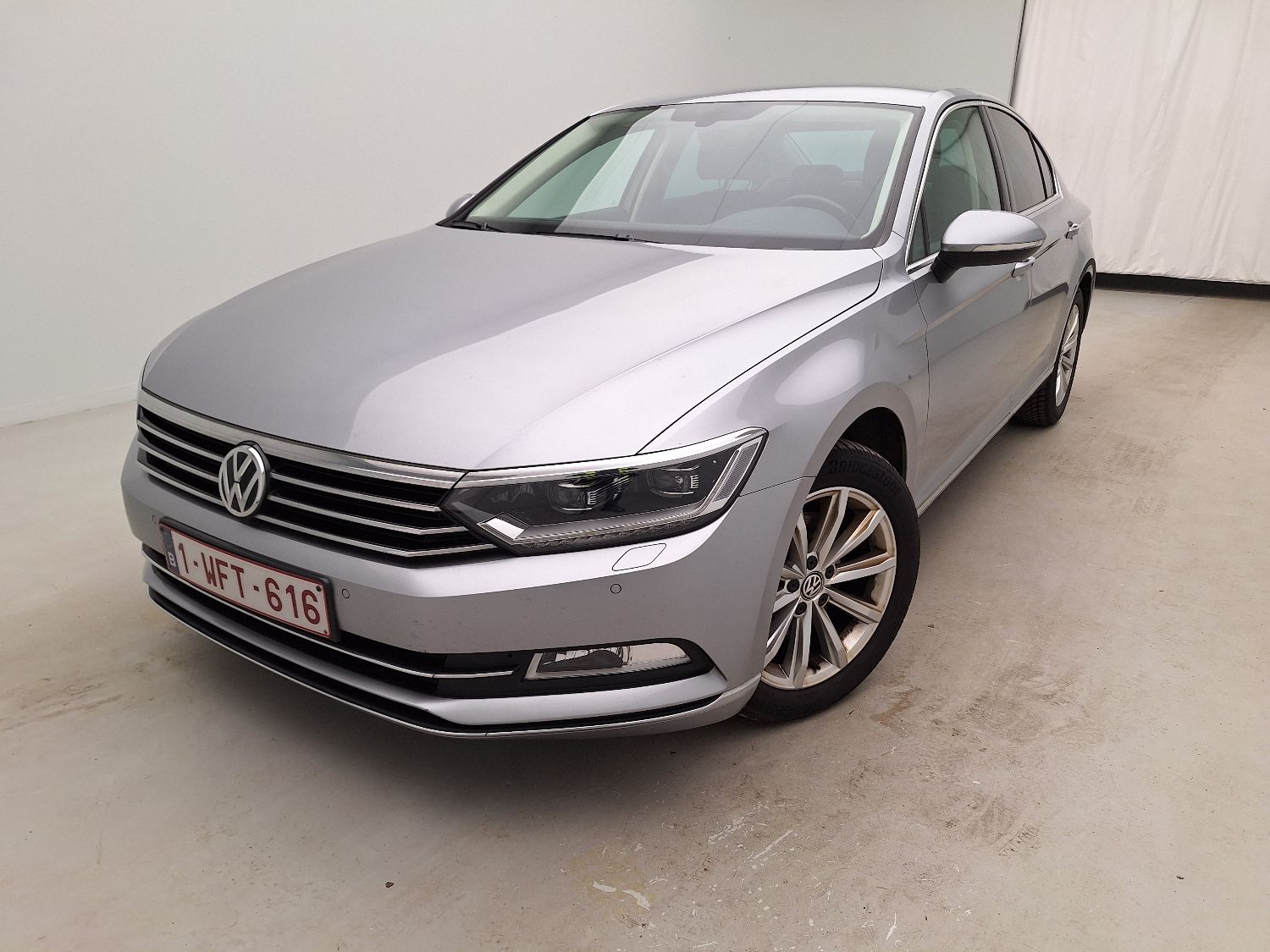 VW, Passat '14, Volkswagen Passat 1.6 TDI Highline Business DSG7 4 photo