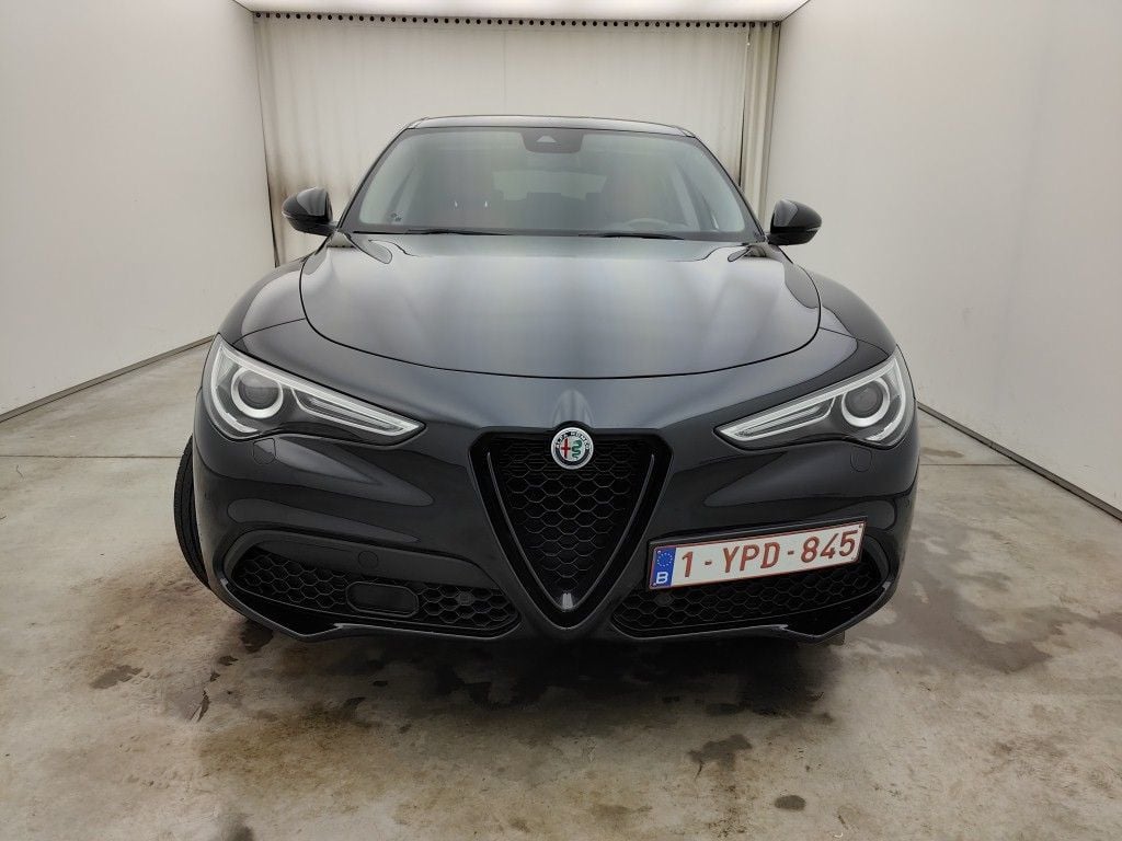 Alfa Romeo Stelvio 2.2 D 160 Sprint 5d