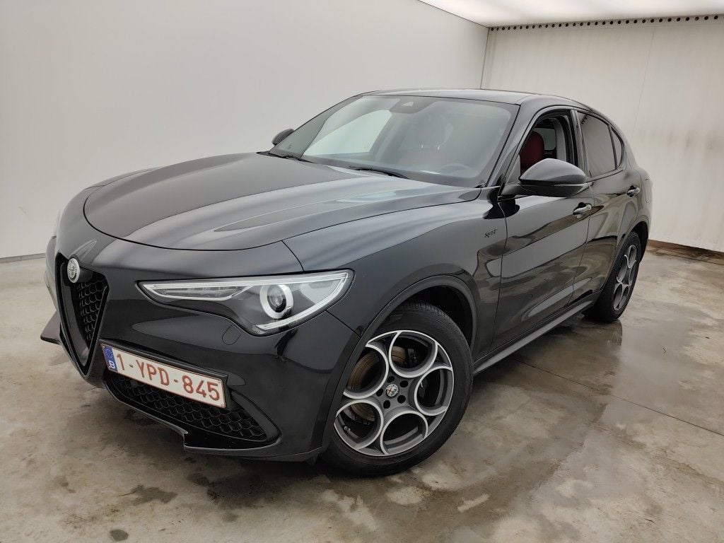 Alfa Romeo Stelvio 2.2 D 160 Sprint 5d photo