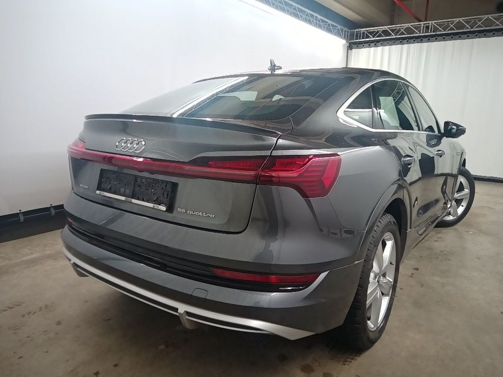 Audi E-Tron Sportback 55 Quattro S-Line 5d photo