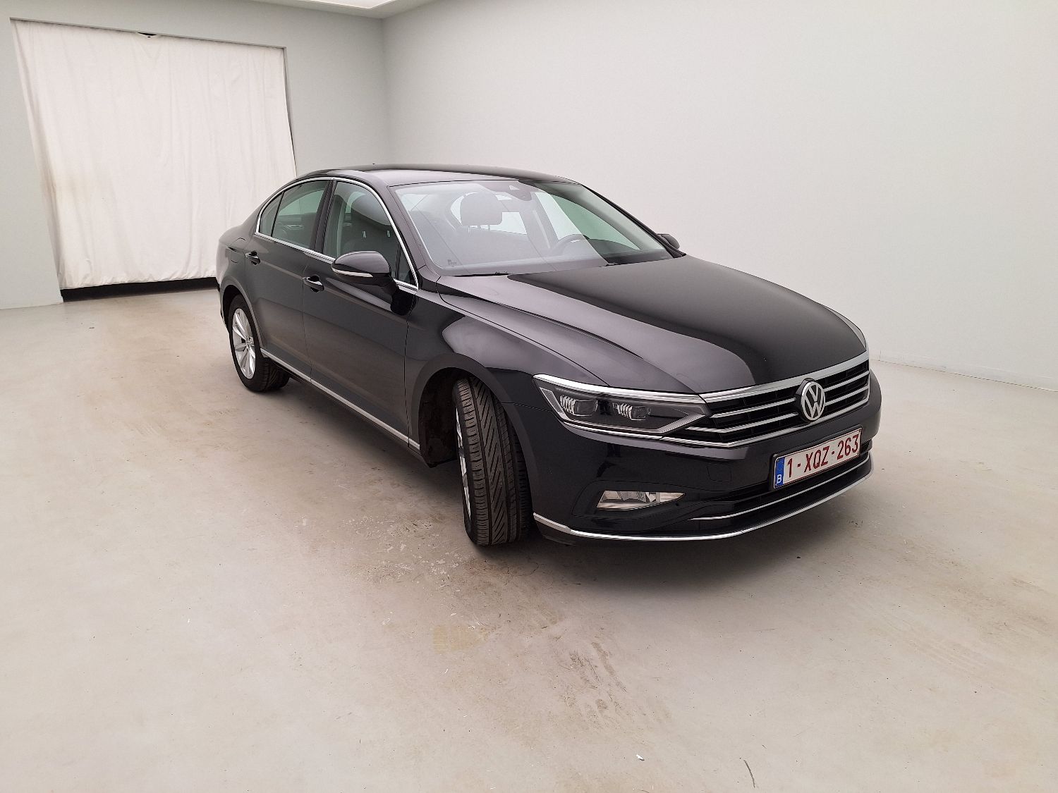 VW, Passat FL'19, Volkswagen Passat 1.6 TDI SCR DSG7 Elegance Busine