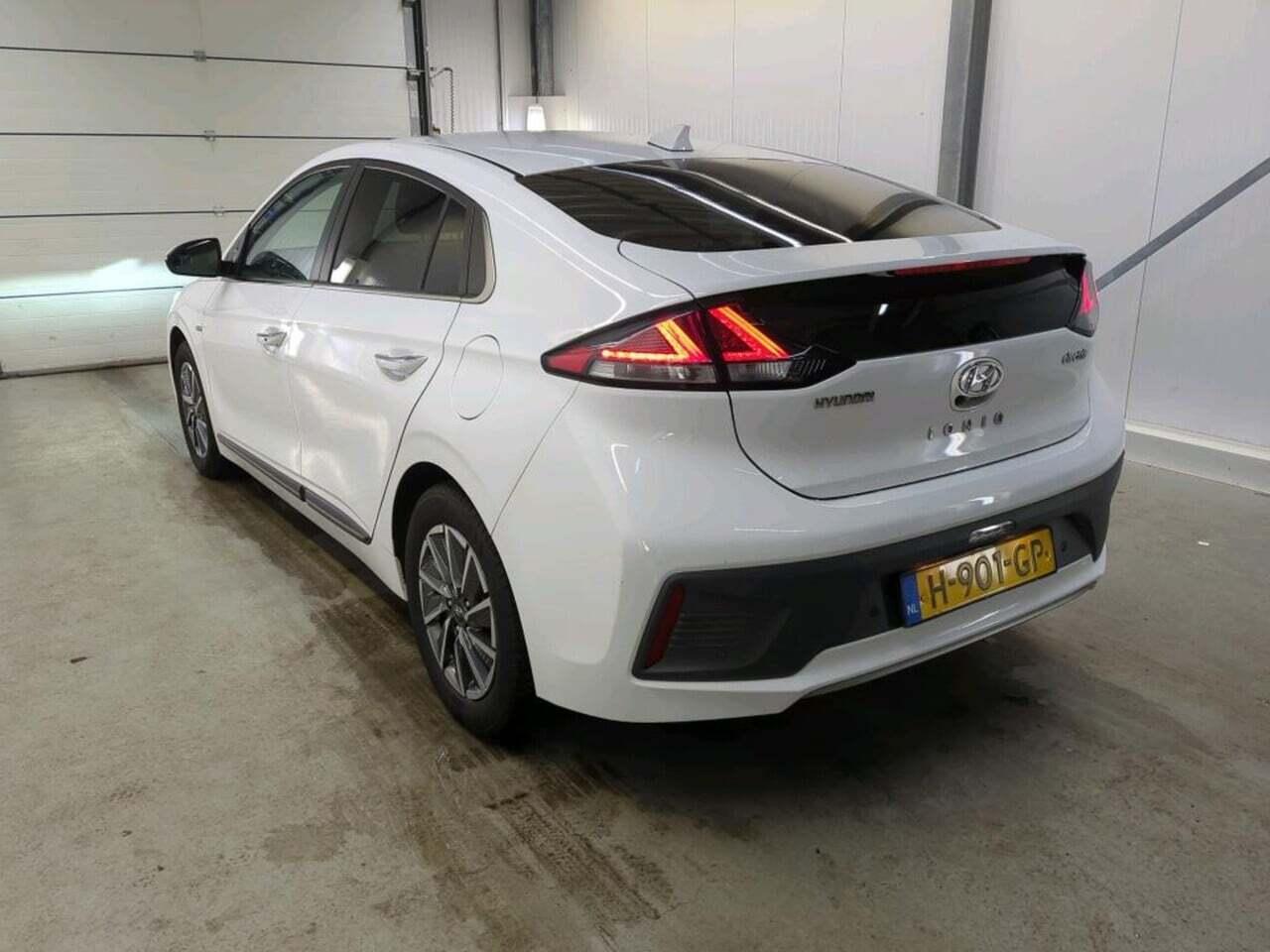 HYUNDAI IONIQ Comfort EV 38 kWh photo