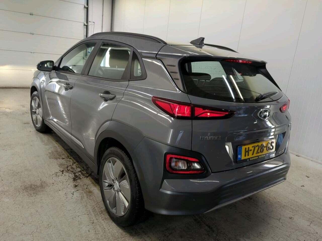 HYUNDAI Kona EV Comfort 64 kWh photo