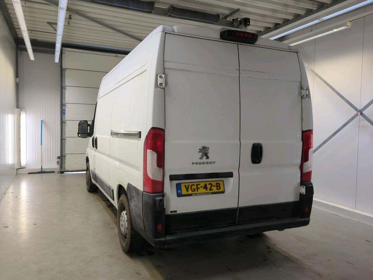 PEUGEOT Boxer 333 2.2 HDI L2H2 Pre photo