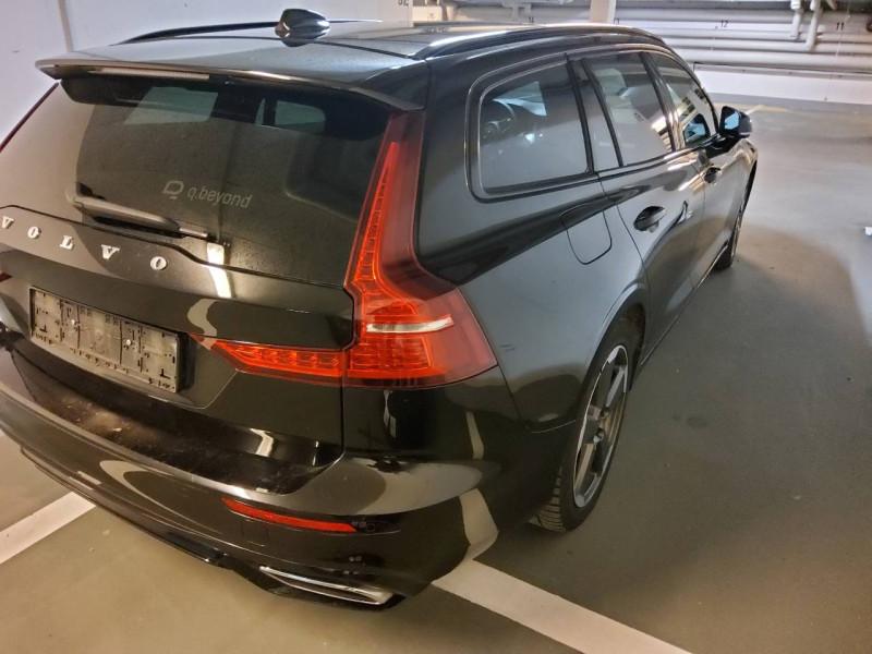 VOLVO V60 Kombi (2018-&gt;) DE - Kb5 T6 Twin Engine AWD EU6d-T, R Design (EURO 6d-TEMP)(OPF), 2019 - 2020 photo