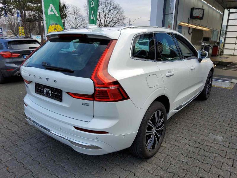 VOLVO XC 60 (03.2017->) DE - SUV5 B5 (Benzin) 2WD EU6d, Inscription Mild-Hybrid (EURO 6d), (Facelift) 2021 - 2022 photo