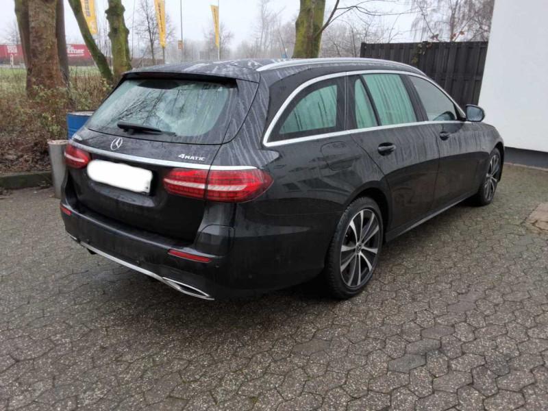 MERCEDES-BENZ E -Klasse T-Modell (BM 213)(06.2016-&gt;) DE - Kb5 E 300 de EU6d, T de AMG Line 4Matic (EURO 6d), (Facelift) 2020 - 2023 photo