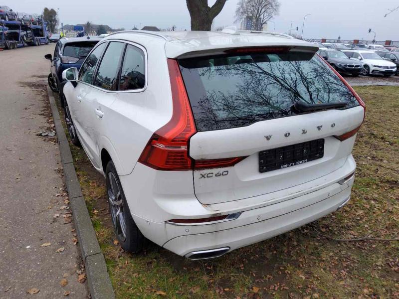 VOLVO XC60 (03.2017-&gt;) DE - SUV5 B5 (Diesel) AWD EU6d, Inscription Mild-Hybrid (EURO 6d), (Facelift) 2021 - 2022 photo