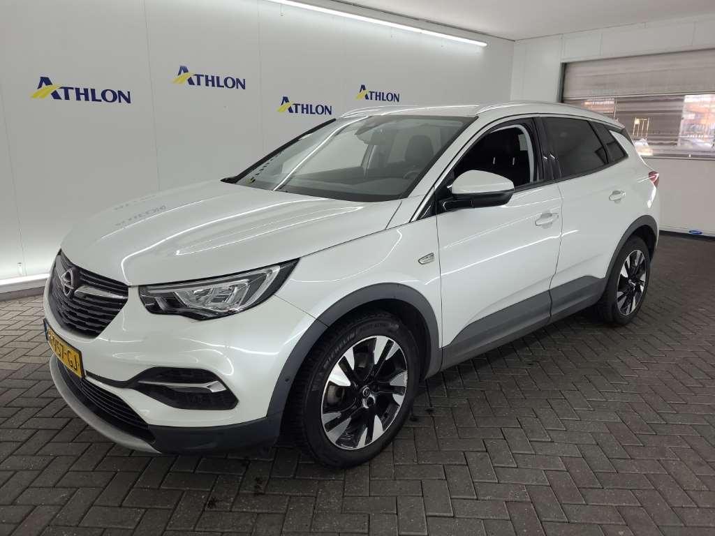 OPEL Grandland X 1.2 Turbo S&S 96kW Bus. Executive 5D