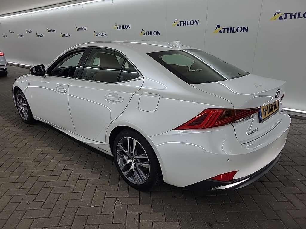 Lexus IS 300h Hybrid Edition 30 4D 164kW photo