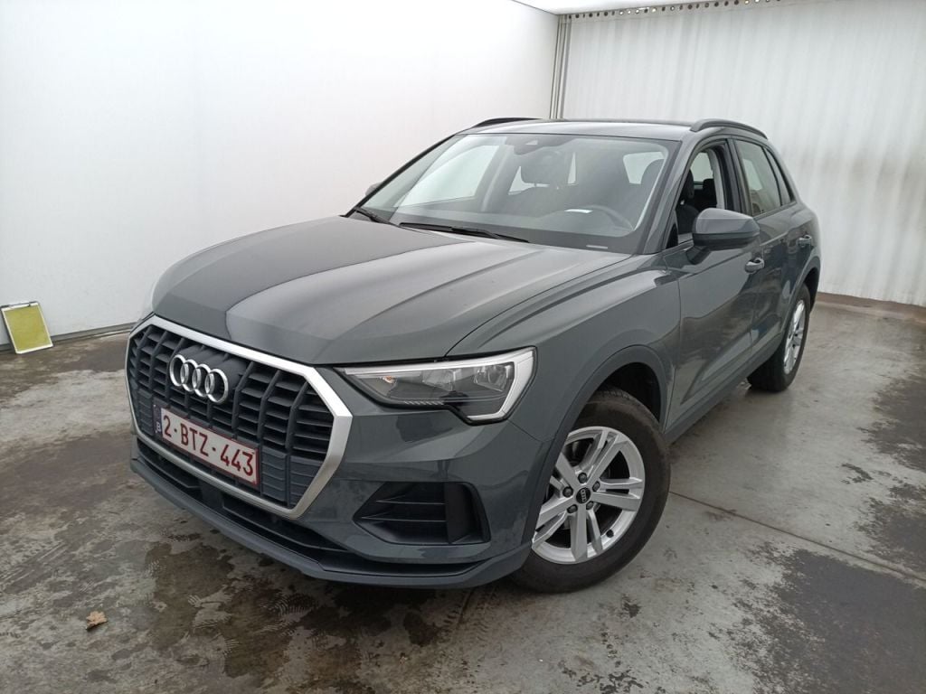 Audi Q3 35 TFSI S tronic Bus. Ed. Attraction 5d excluweb end 13.02