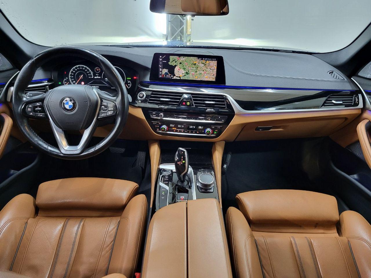 BMW 5-serie 530e iPerformance High Executive photo