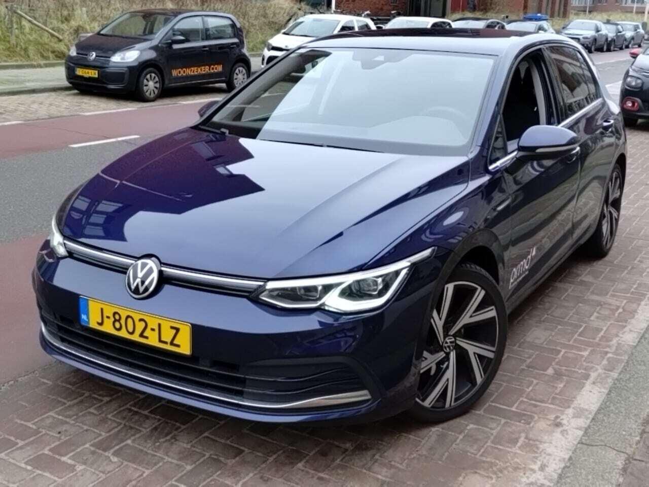 VOLKSWAGEN GOLF 1.5 eTSI Style