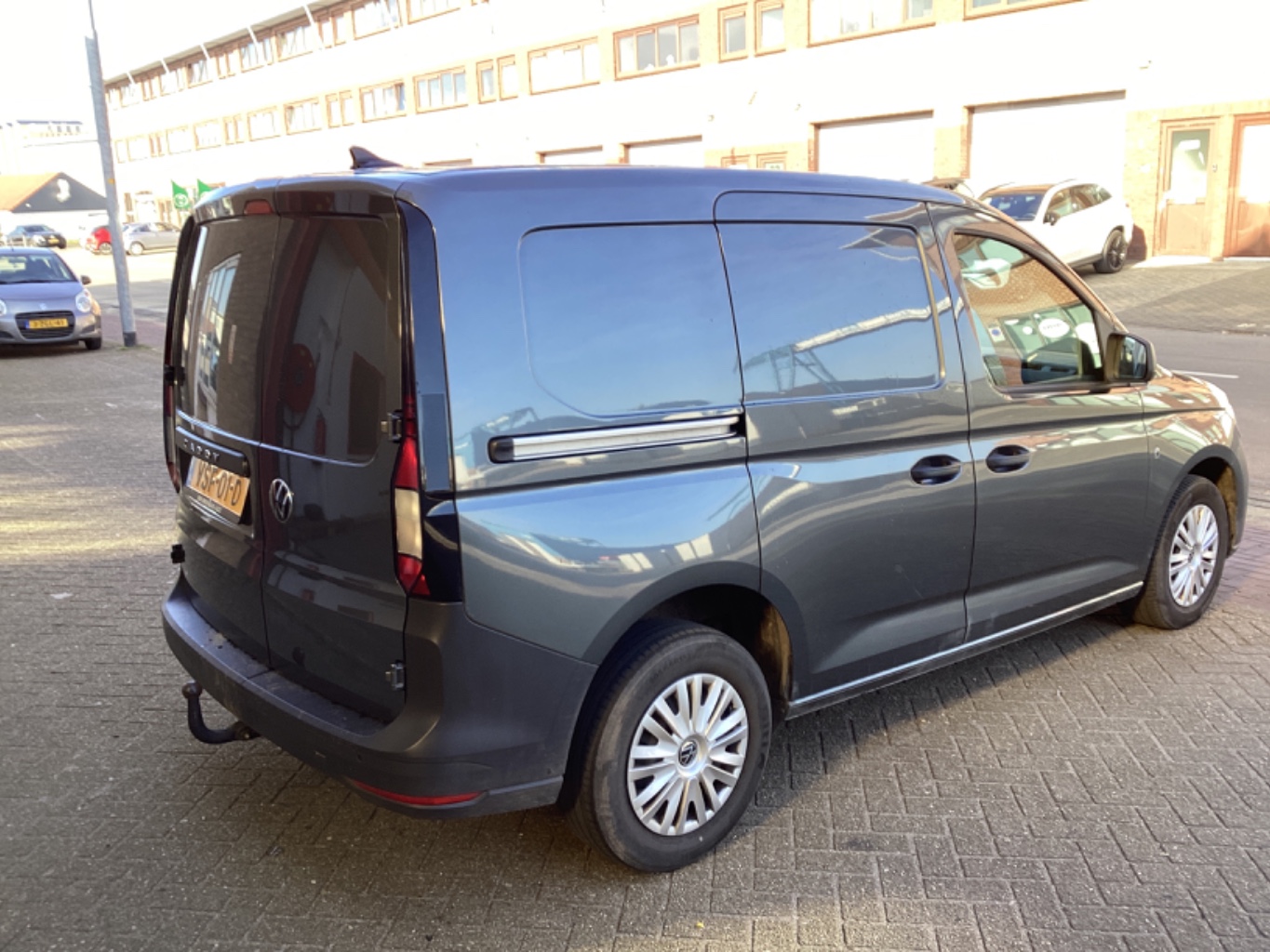 VOLKSWAGEN Caddy Cargo 2.0 TDI Comfort photo