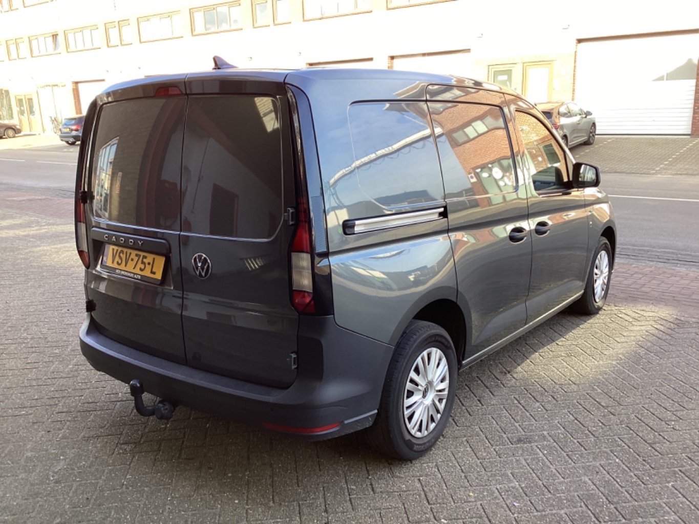 VOLKSWAGEN Caddy Cargo 2.0 TDI Comfort photo