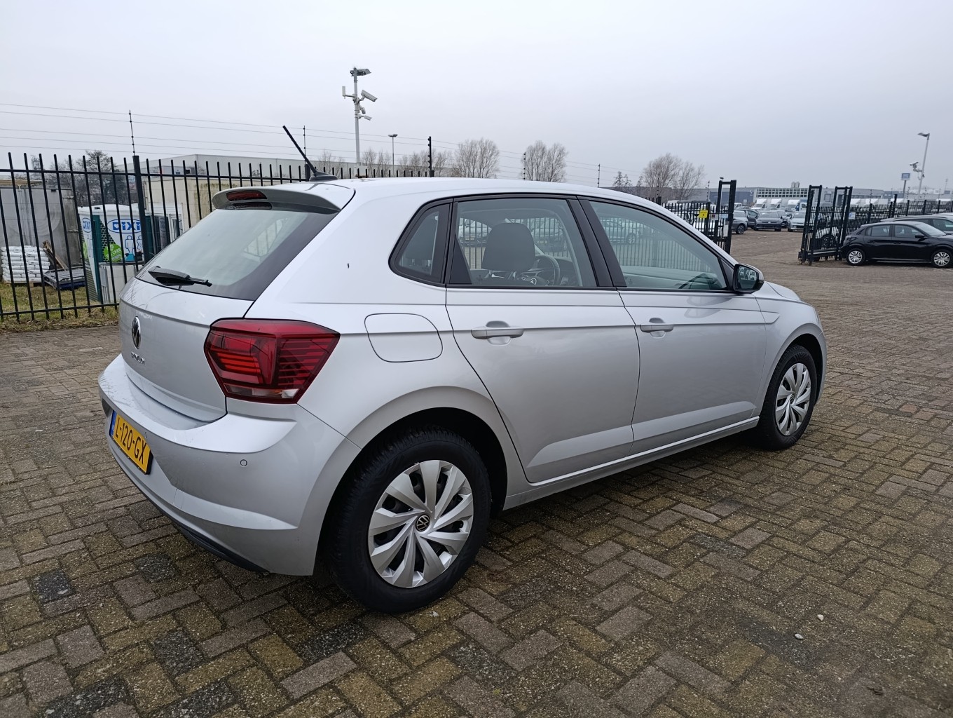 VOLKSWAGEN POLO 1.0 TSI Comfortline photo