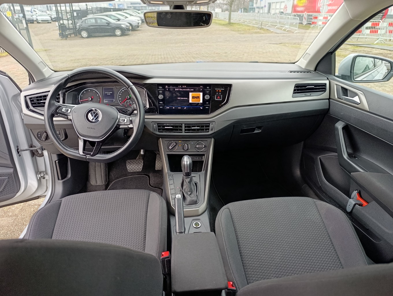 VOLKSWAGEN POLO 1.0 TSI Comfortline photo