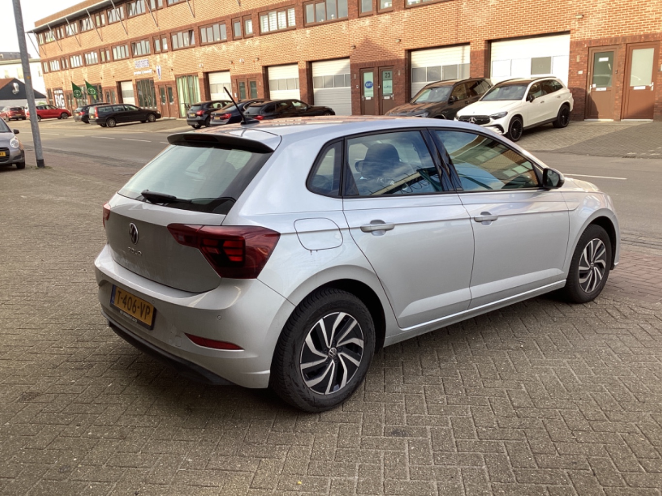 VOLKSWAGEN POLO 1.0 TSI Life photo