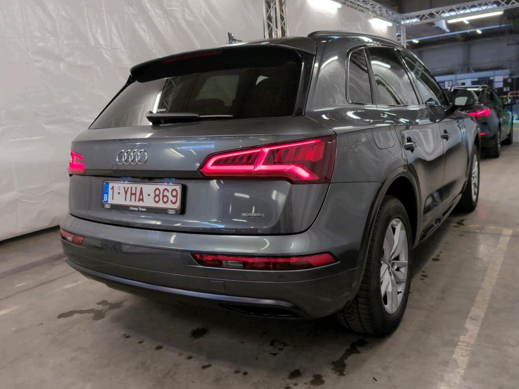 AUDI Q5 - 2017 50 TFSi e PHEV Q Sport S tronic assistance &#39;&#39;Tour&#39;&#39; assistance &#39;&#39;Ville&#39;&#39; photo