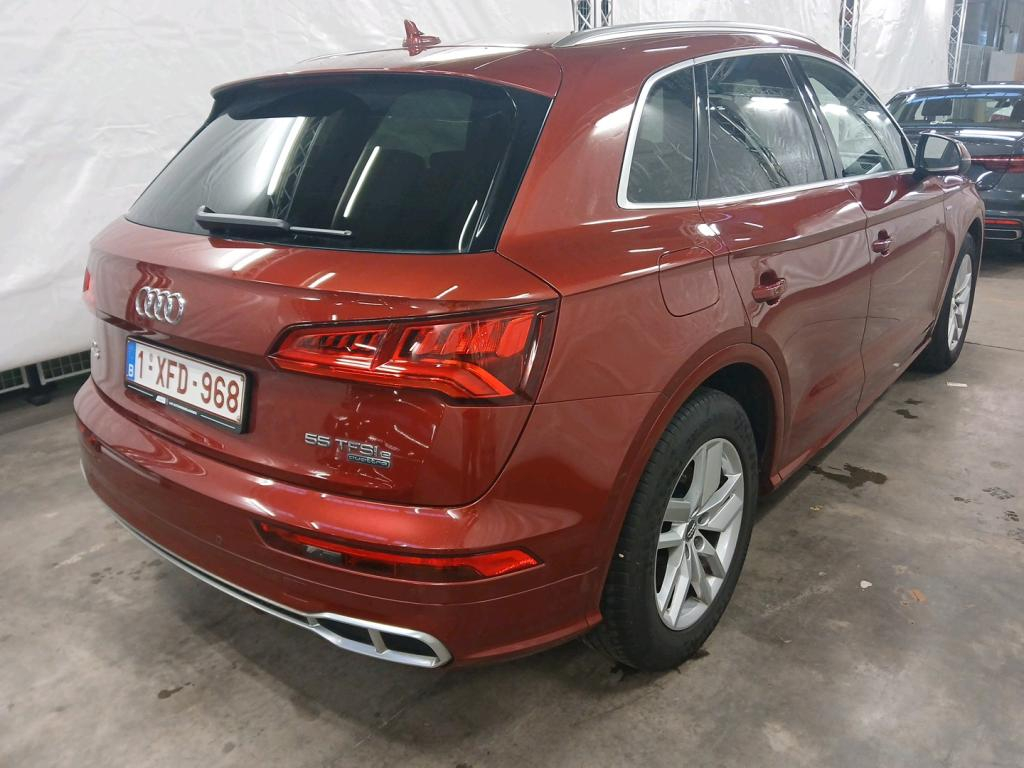 AUDI Q5 - 2017 55 TFSi e PHEV Q Sport S tronic Business photo