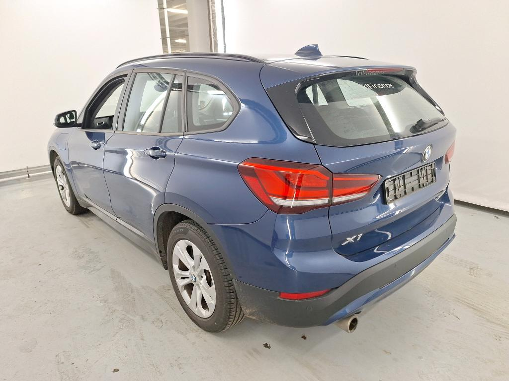 BMW X1 1.5 XDRIVE25E (162KW) Business Plus Mirror Driving Assistant Plus photo