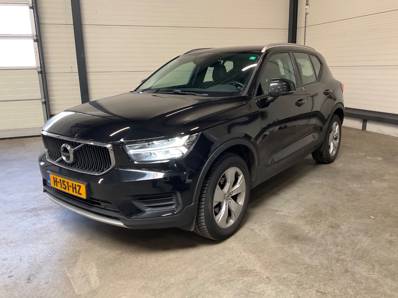 VOLVO XC40 1.5 T3 Momentum Pro