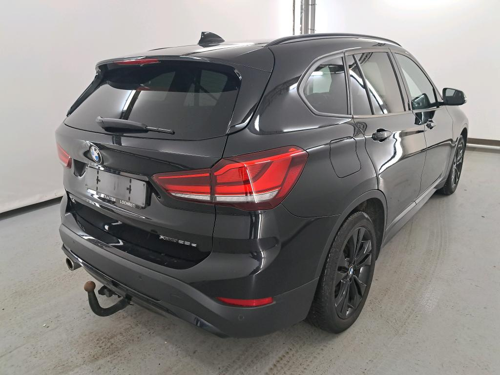 BMW X1 1.5 XDRIVE25E (162KW) Systeme de navigation Plus avec Head-Up Display photo