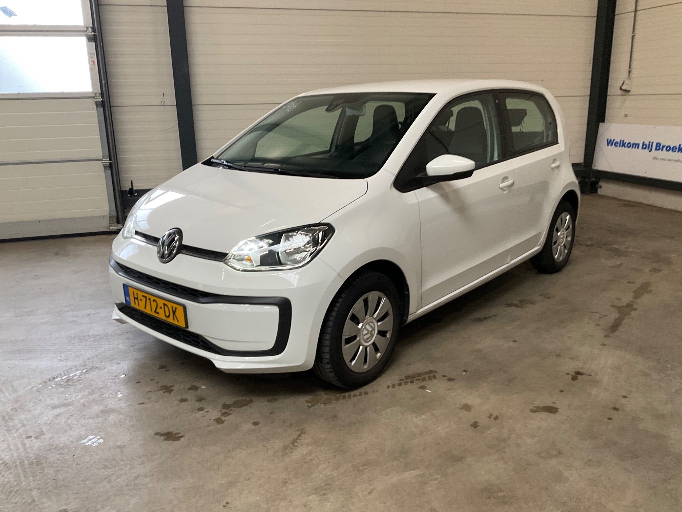 VOLKSWAGEN UP! 1.0 BMT move up!