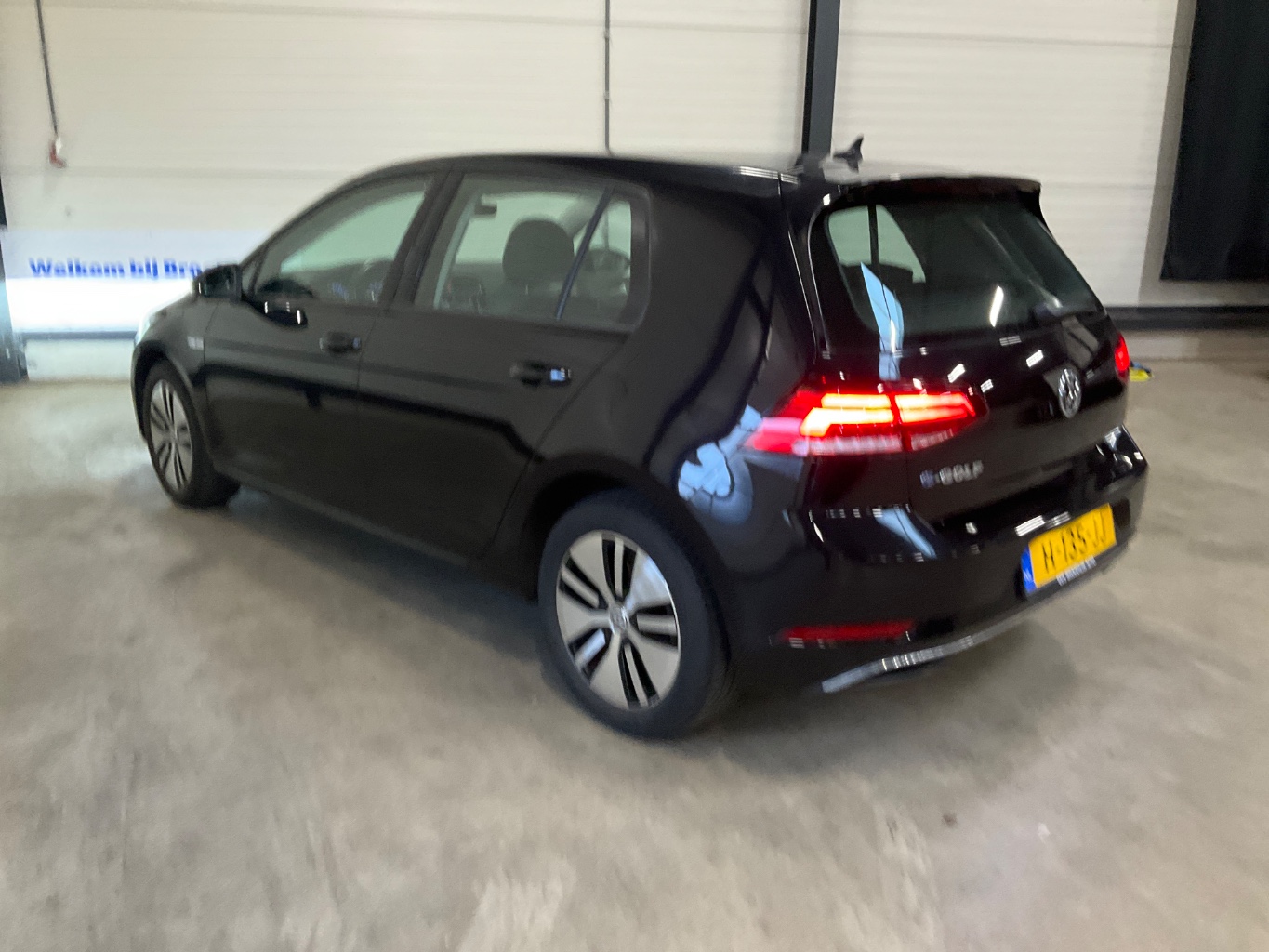 VOLKSWAGEN e-Golf E-DITION photo