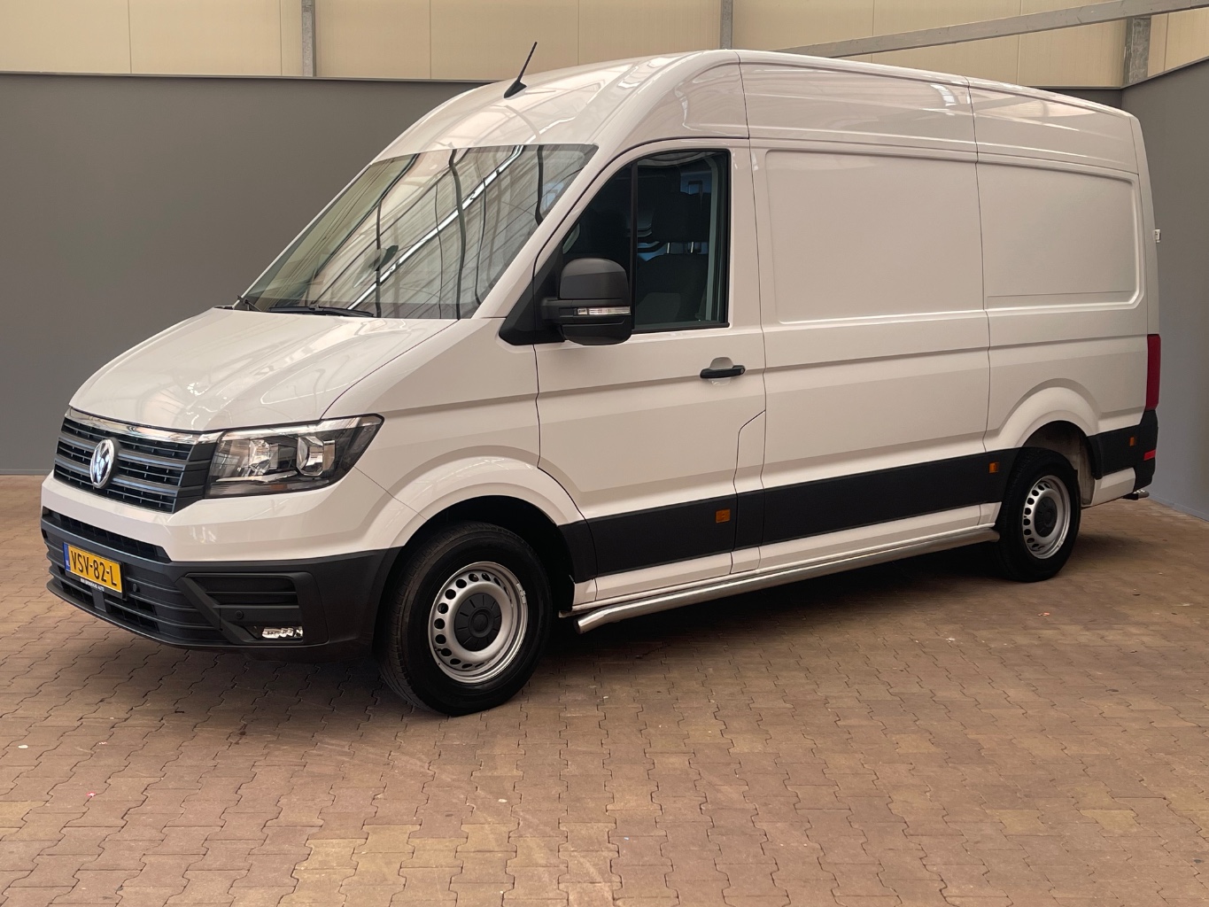 VOLKSWAGEN Crafter 35 2.0 TDI L3H3 Co