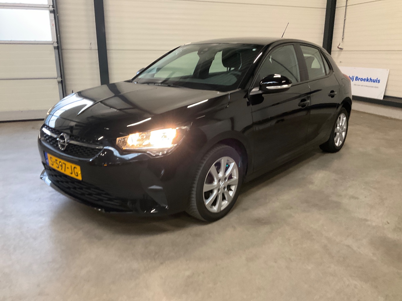 OPEL CORSA 1.2 Level 2