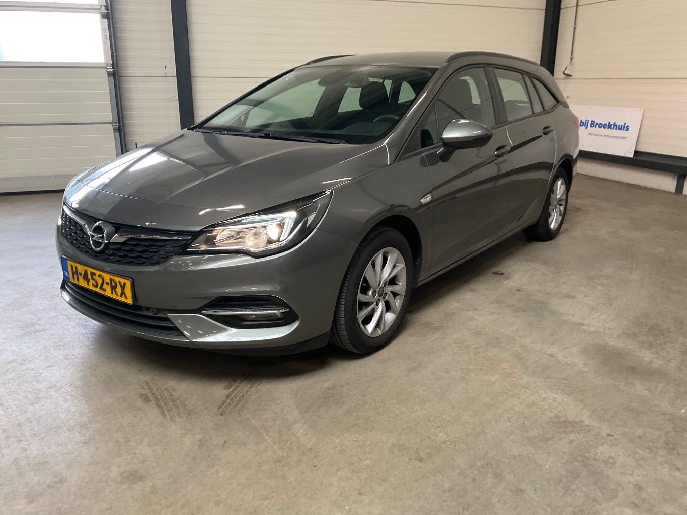 OPEL ASTRA SPORTS TOURER 1.2 Edition