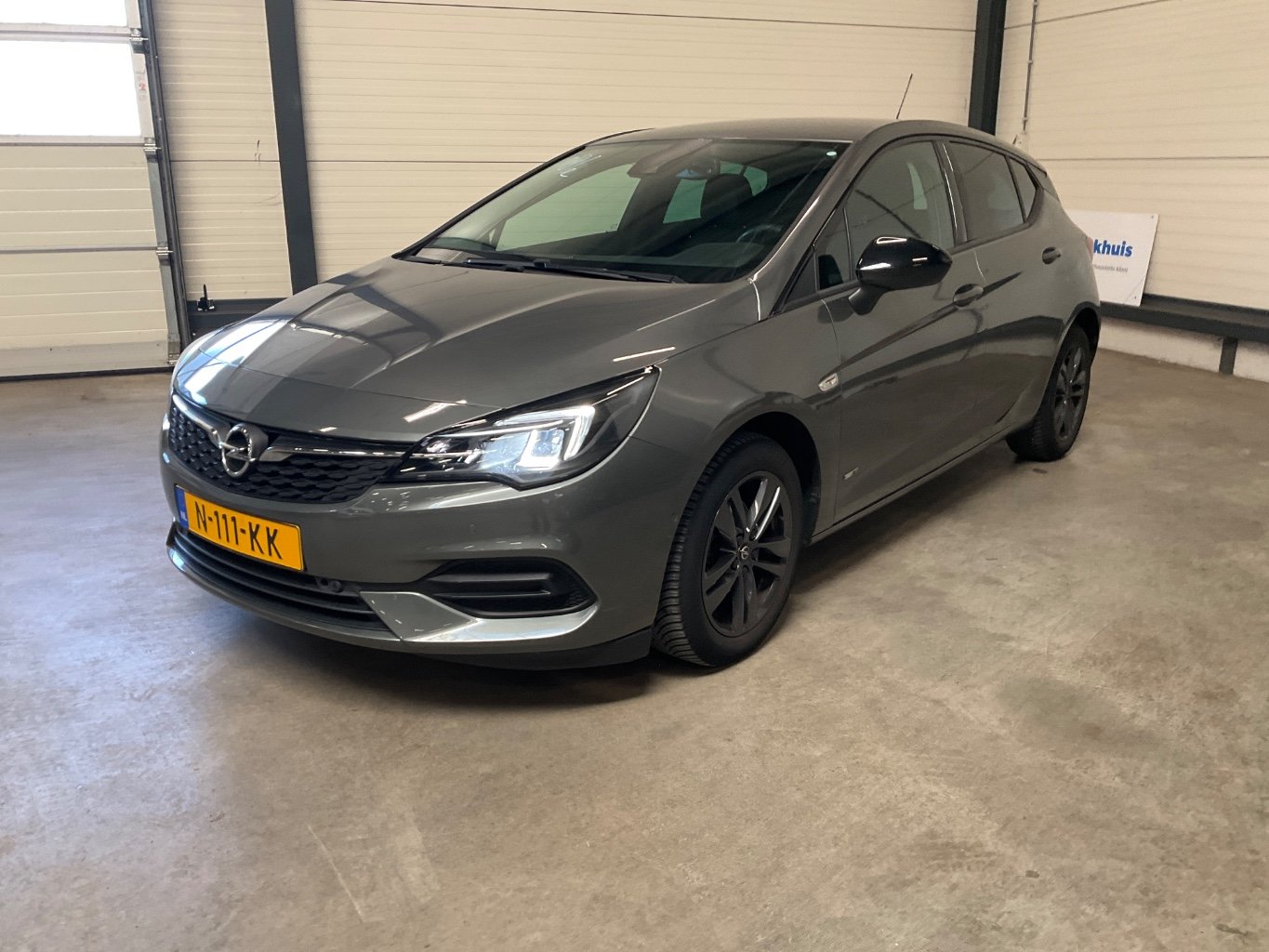 OPEL ASTRA 1.2 Bns Edition