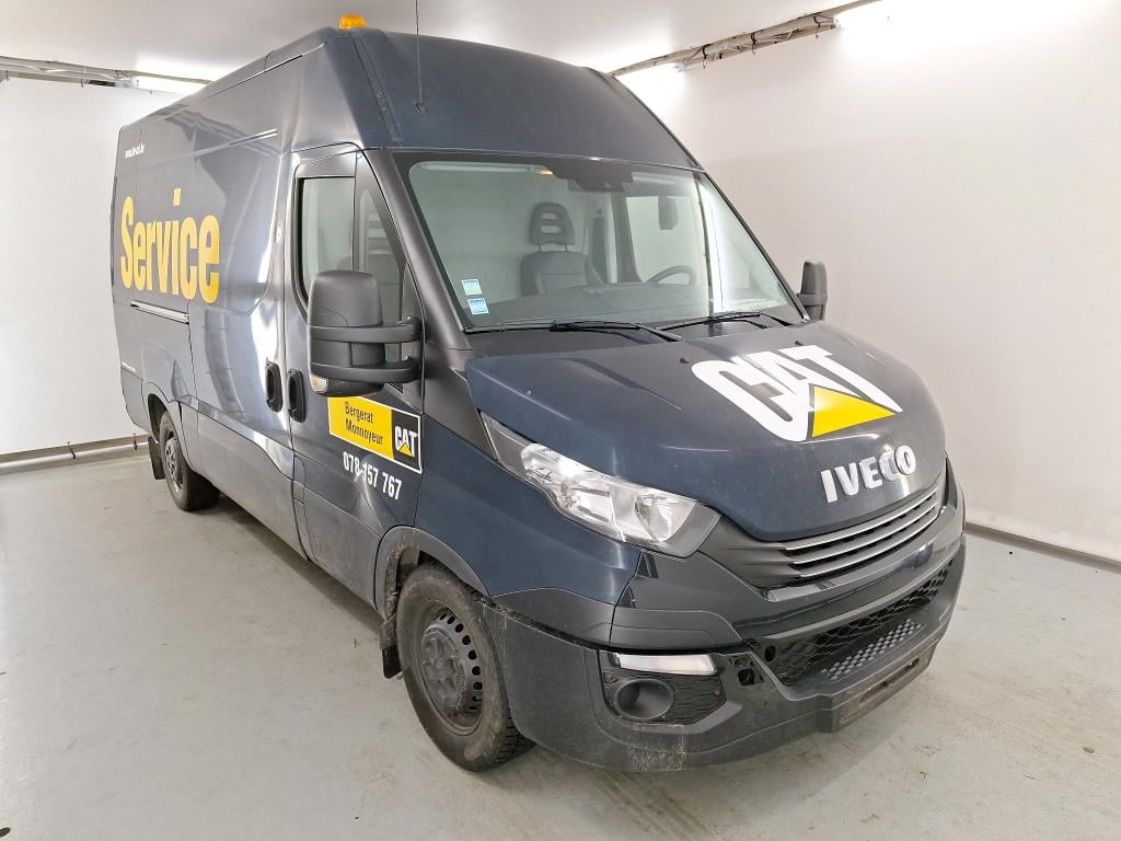 IVECO DAILY 35S FOURGON MWB HR DSL - 35S14V 2.3 Turbo VGT Hi-Matic (3520L) 3.5 T photo