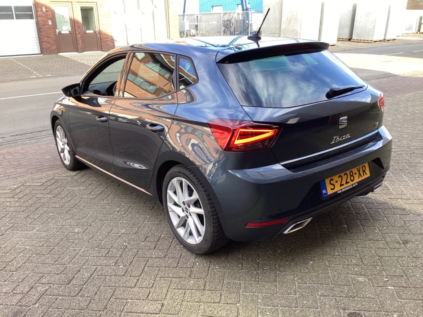 SEAT IBIZA 1.0 EcoTSI FR photo