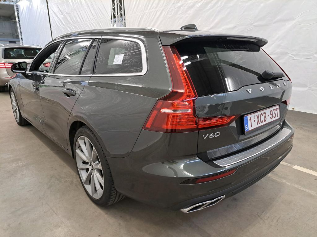 VOLVO V60 DIESEL - 2018 2.0 D4 Momentum Pro Business Pro Winter Park Assist Premium Audio photo