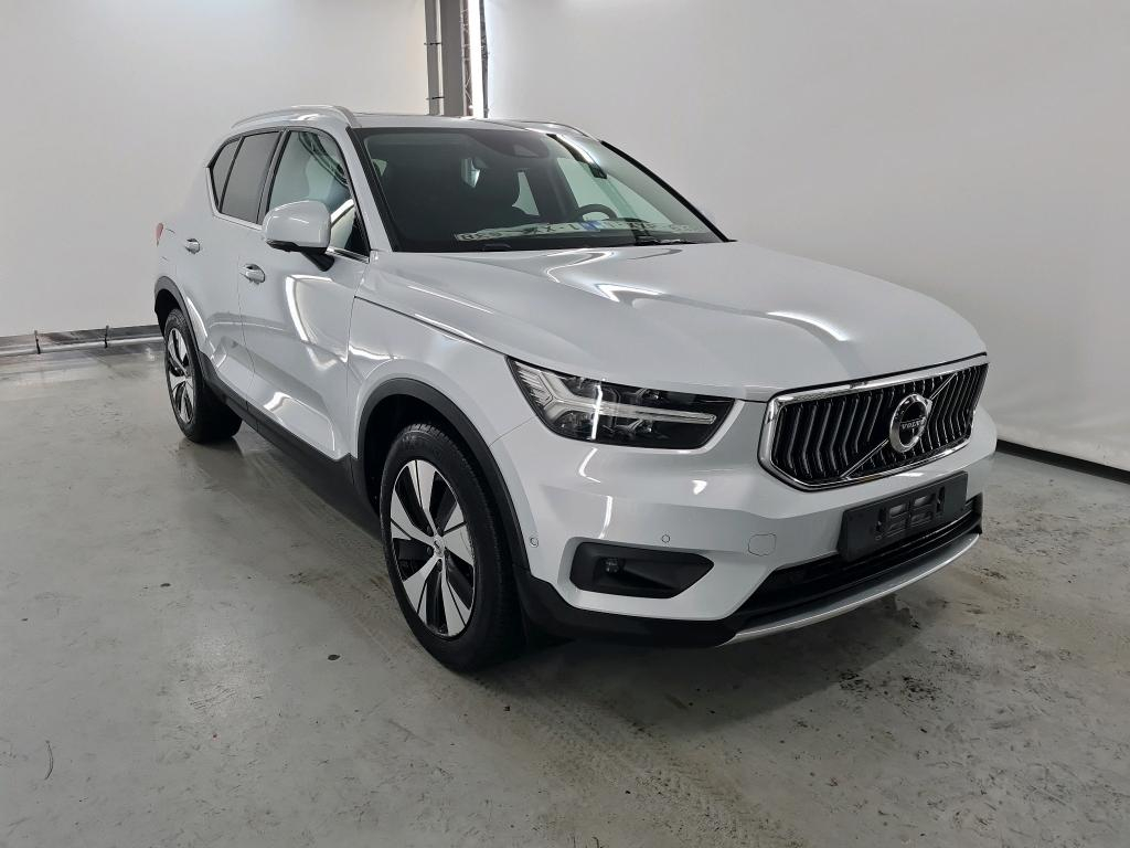 VOLVO XC40 1.5 T5 TE PHEV Momentum Pro DCT Intellisafe Pro Xenium Park Assist photo