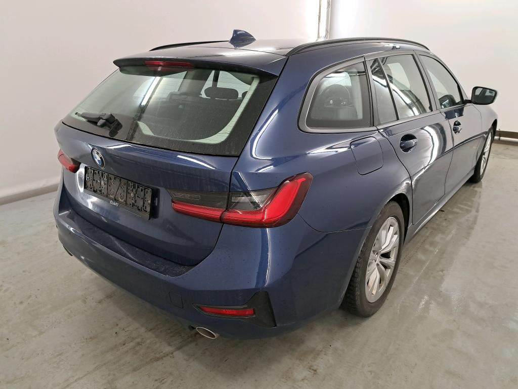 BMW 3 SERIES TOURING 2.0 318DA (100KW) TOURING Business Mirror Model Advantage photo