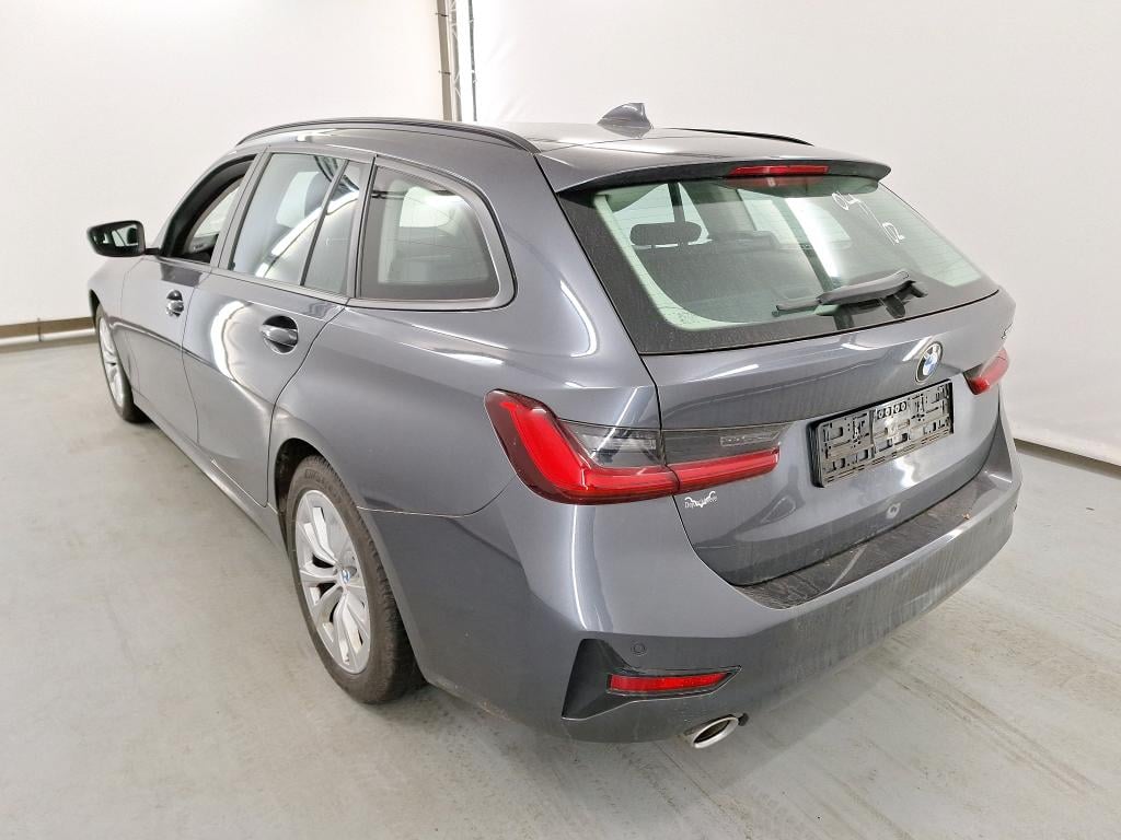 BMW 3 SERIES TOURING 2.0 320DA (120KW) TOURING Mirror Business Storage  Model Advantage photo