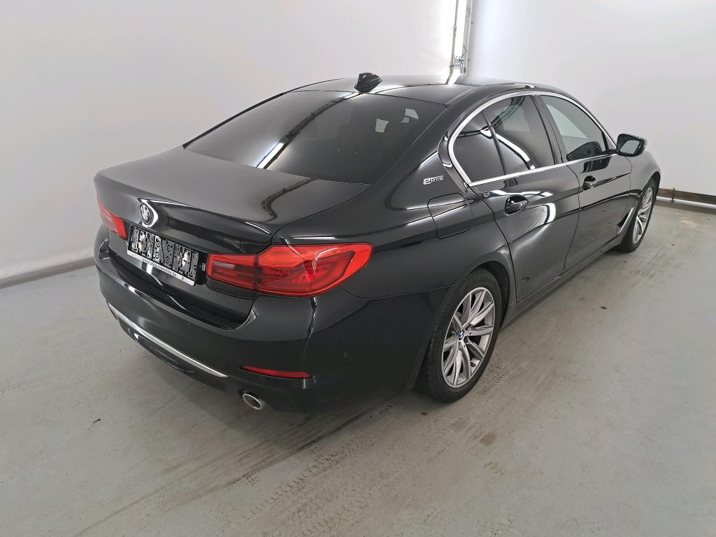 BMW 5 - 2017 530eA PHEV Performance OPF Comfort Luxury Line photo