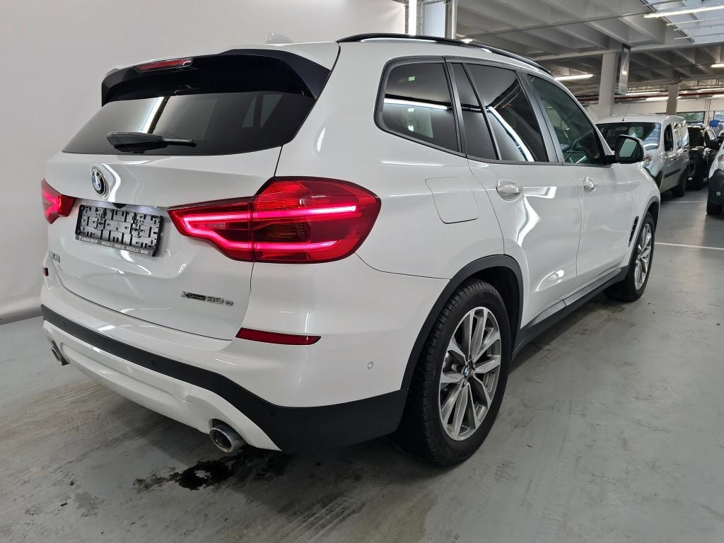 BMW X3 - 2018 2.0iA xDrive30e PHEV OPF Travel Business Plus photo